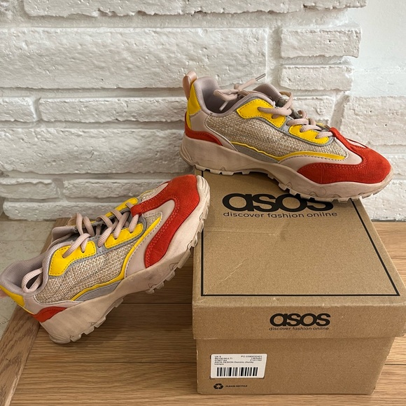 ASOS limited edition sneakers - Picture 2 of 4